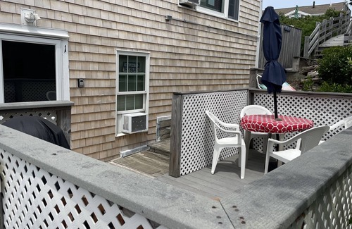 East Sandwich Condo | 103 N. Shore Blvd #1 - Cozy 2 BR condo w. private path to East Sandwich Beach
