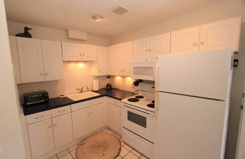 East Sandwich Condo | 103 N. Shore Blvd # 4 - Penthouse Condo: Ocean View, Private Beach Access