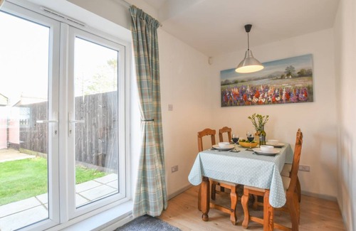 Diss Cottage | 105 m² Cottage ∙ 2 bedrooms ∙ 4 guests