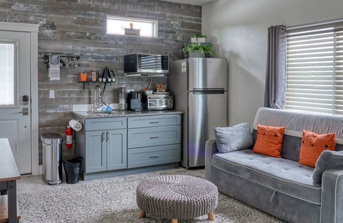 Twin Falls Apartment | 1087C - TJ Rancher Corp & Vacn Rental -Kitchenette