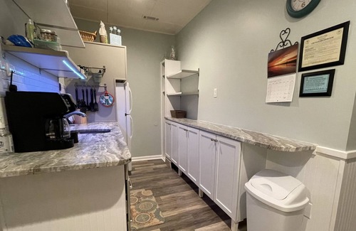 Isle of Palms Condo | #109 Heart of IOP 1st Fl Studio 4 Min Walk 2 Beach