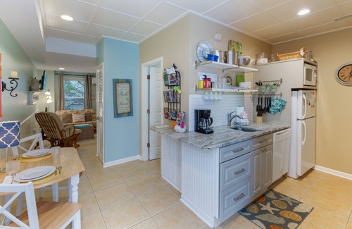 Isle of Palms Condo | #109 Heart of IOP 1st Fl Studio 4 Min Walk 2 Beach