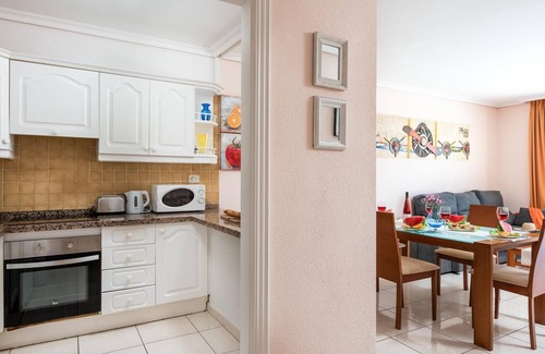 Chayofa Apartment | 10E Country Club Accommodation. POOL!