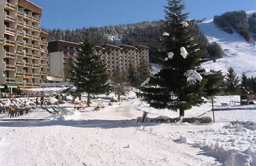 Villard-de-Lans Apartment | 10m from ski slopes, 4th floor, parking, tv, ski locker, 43m², Villard de Lans