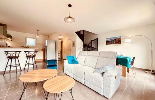 Fleury House | 10min de la mer Maison avec jardin 6 personnes