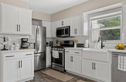 Wauwatosa House | 10min to DT + Fire Pit + Home Gym + Shuffleboard