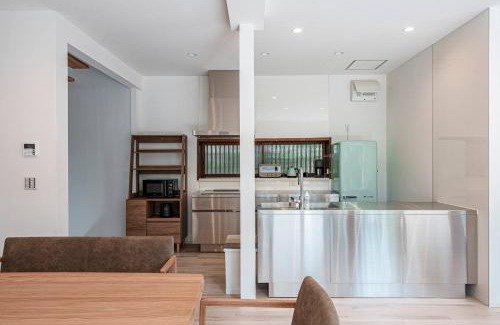 Yawatano House | 11:11 house