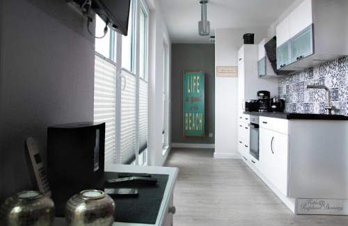 Kellenhusen Apartment | 11 "Meerzeit" - 2 SZ - 40qm Dachterr - WiFi inkl