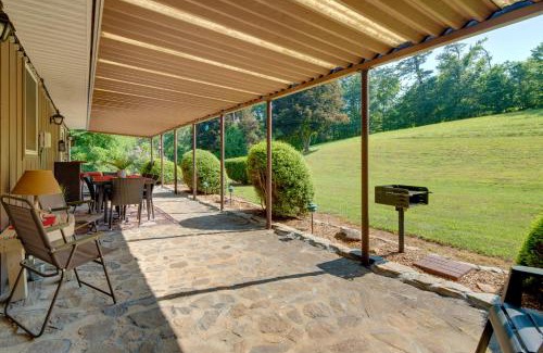 Candler House | 11 Mi to Asheville Scenic Retreat with Game Room