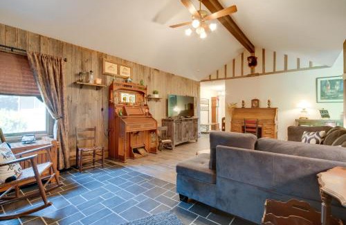 Candler House | 11 Mi to Asheville Scenic Retreat with Game Room