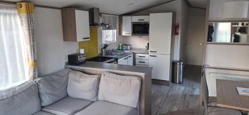 Forfar House | 11 The Meadoows