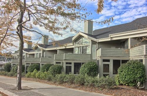 Charlevoix House | 110 Pointes North Inn
