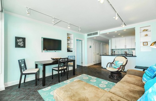 Galveston Condo | 1107 Seashell Dreams Beachfront Escape