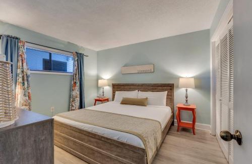 Wilmington Beach Apartment | 1108 Ocean Serenity condo