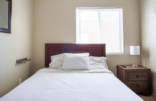 Palo Verde House | 1111-1 Camilla · Comfortable & Bright 3-Bedroom Home in Tucson