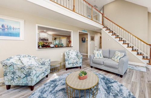 Rehoboth Beach House | 112 Loganberry Lane