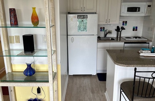 North Forest Beach Villa | 115 Breakers by 'hiltonheadscrentals': Great Spring/Summer dates are Available