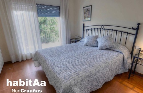 Sant Feliu de Guixols Apartment | 115 m² Apartment ∙ 5 bedrooms ∙ 9 guests