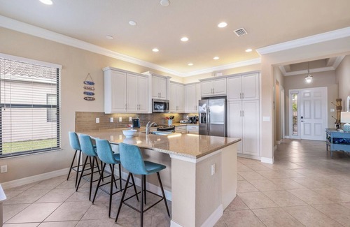 Arborwood House | 11520 Marina Bay SFH