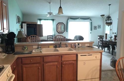 Liberty Park Villa | 1189 Z3a VILLAGE OF LIBERTY PARK by REMAX Premier