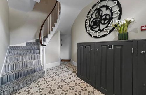 Bury St Edmunds Apartment | 119 Northgate st - Delightful one bedroom apartment with fantastic living space