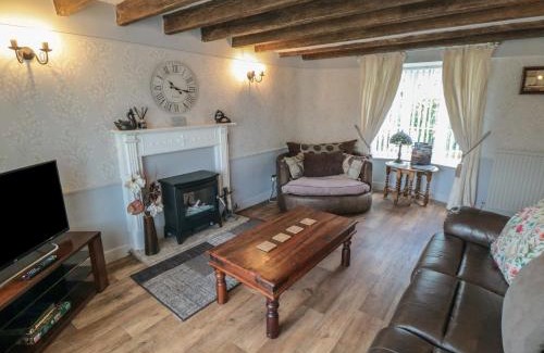 Burniston House | 11A High Street