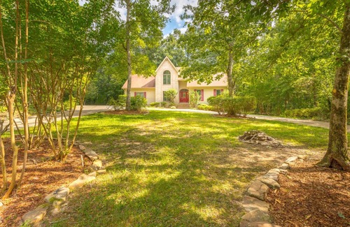 Lookout Mountain House | 12 bdrm~THE SHIRE~6miles Chatt.~🥇2Houses XL HOT TUB 1,000sqft deck