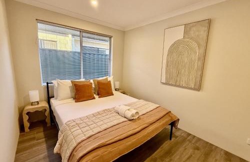 Brabham House | 12 Beautiful Brabham Big Backyard 4br Parking