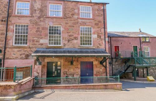 Murthly Apartment | 12 Keathbank Court