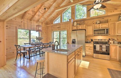 Banner Elk House | 12 Mi to Sugar Mountain Luxe Banner Elk Escape