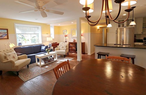 Chautauqua Condo | 12 Morris 4 2 Bedroom Condo by Redawning