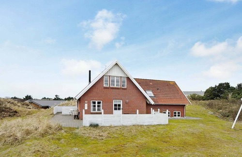 Rindby Strand House | 12 person holiday home in Fanø