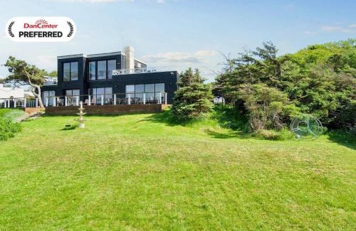 Udsholt House | 12 person holiday home in Græsted-By Traum