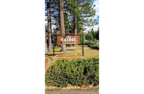 Tahoe Island Apartment | 12-The Wee Washoe pet-friendly studio, # 12