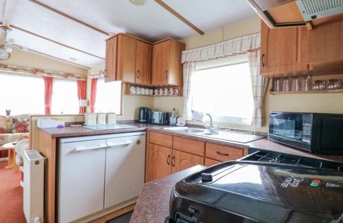 Great Yarmouth House | 120 Caravan