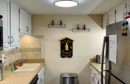 Myrtle Beach Condo | 1200sqft 2bd/2ba Condo w/Full Kitchen Close To Everything in Myrtle Beach!