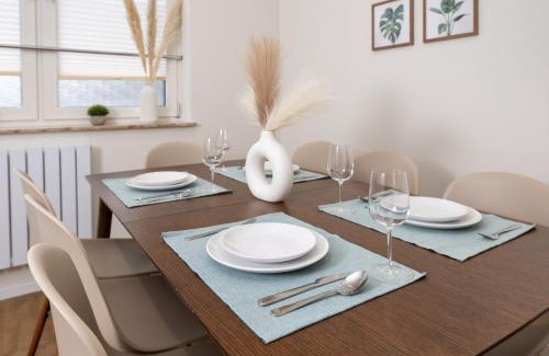 Friedrichshain Apartment | 120sqm & 5-room luxury apartment with 2 bathrooms
