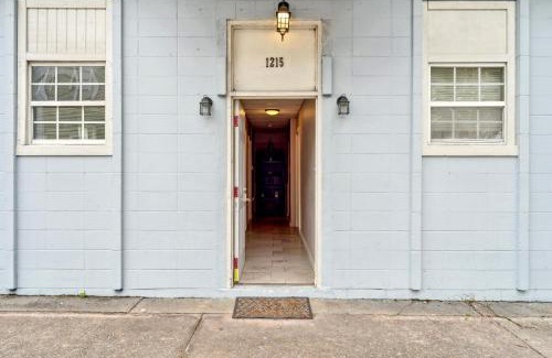 Savannah Victorian District House | 1215 Jefferson St