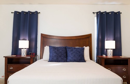 Goodyear House | 1216 Goodyear