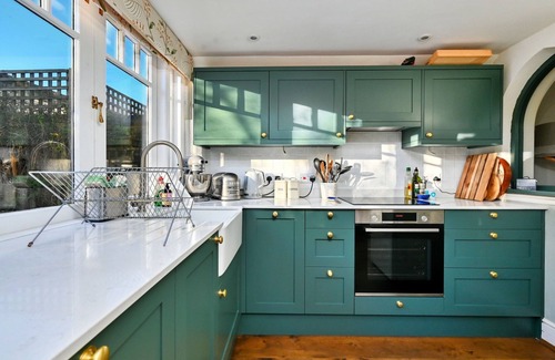 Lewes House | 123, High Street by Interhome