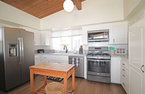 Oxnard Shores House | 1235C Mandalay Shores Oceanfront Retreat
