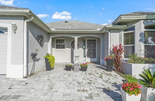 Del Mar House | 1257 Z2b VILLAGE OF DEL MAR by REMAX Premier