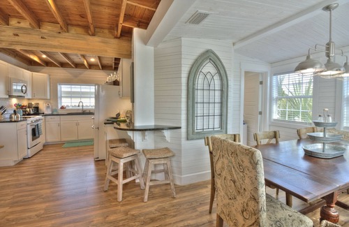 Laguna Beach Estates House | $129/night Now thru 20th~LAGUNA BEACH'S BEST! Across from the Quiet Laguna Beach!
