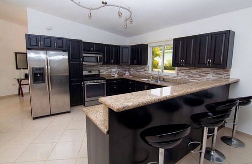 La Mulata Villa | 12BD guest-friendly complex in Casa Linda, 3 pools, tennis, free shuttle bus