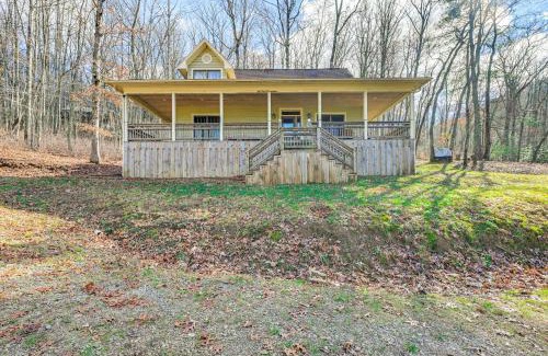 Cullowhee House | 13 Mi to Cashiers Cabin with Wraparound Porch!