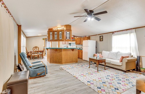 Edmond House | 13 Mi to OKC: Edmond Home w/Playground Access!