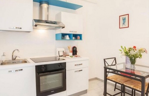 Municipio 1 Apartment | 13 NEW! 1bedroom & balcony P.zza Garibaldi! WiFi