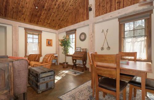 Fraser Ski Chalet | 133 Eisenhower