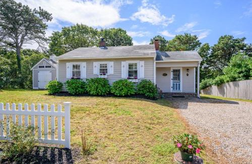 West Chatham House | 135 Pine Knoll Ave Chatham Cape Cod Sarah N Dipity
