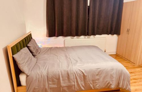 Brent Villa | 135 Watford road